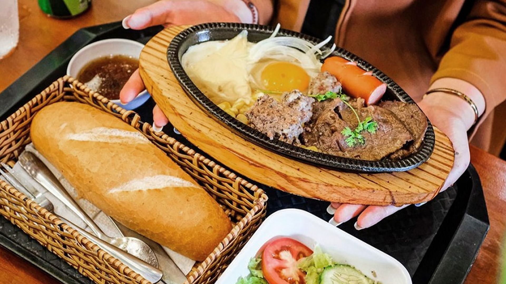 【ベトナム食べ物】Bò né (ボーネー)